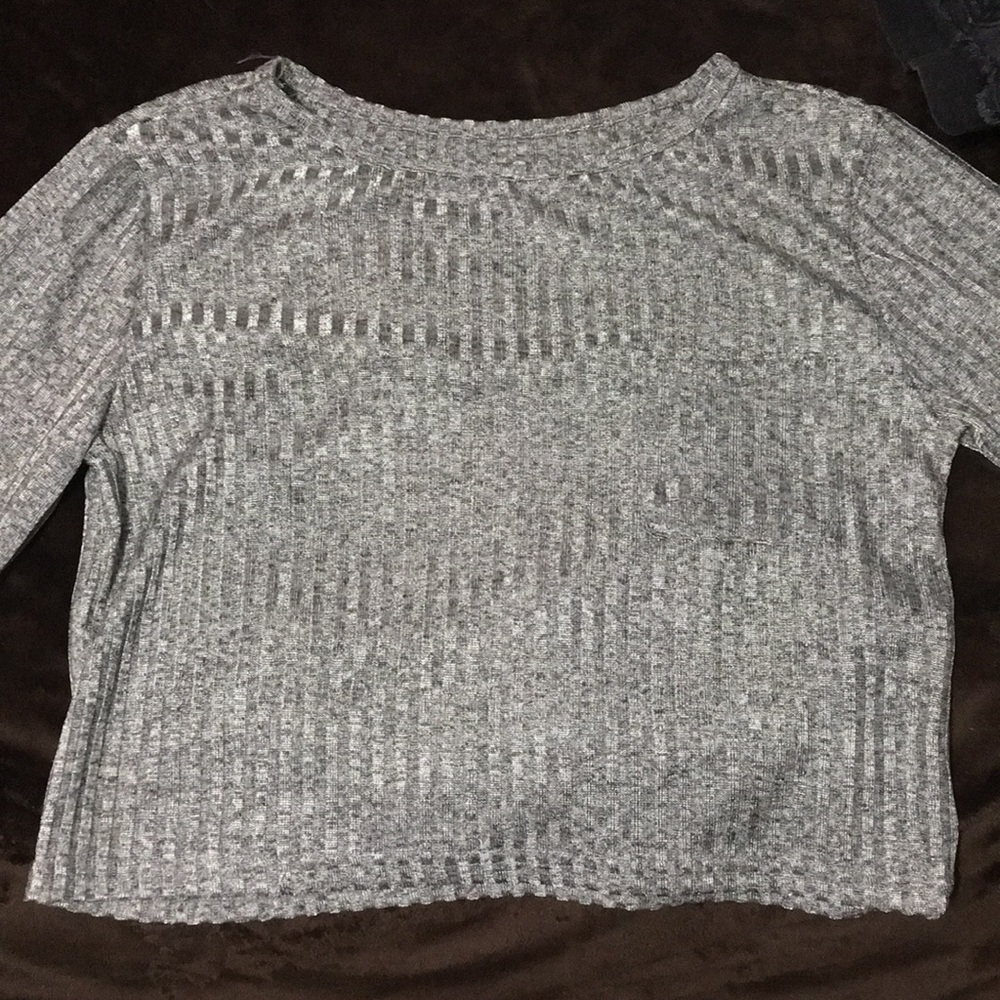 Cropped long sleeve